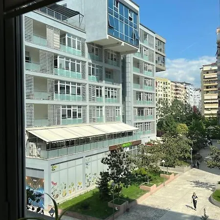 Sunshine Apartment *