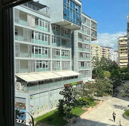 Sunshine Apartment *